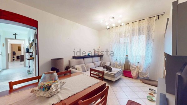 appartamento in vendita a Locate Varesino