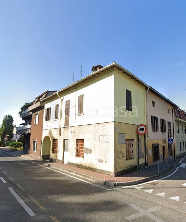 ufficio in vendita a Locate Varesino