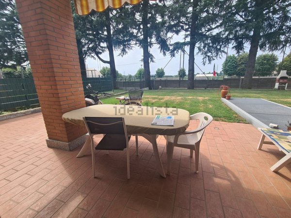 appartamento in vendita a Locate Varesino