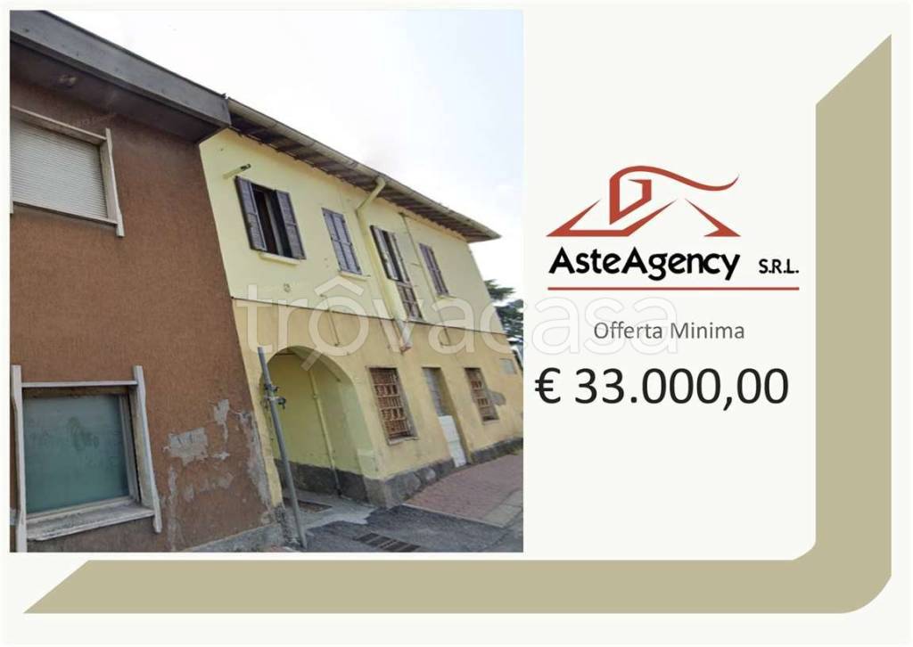 appartamento in vendita a Locate Varesino