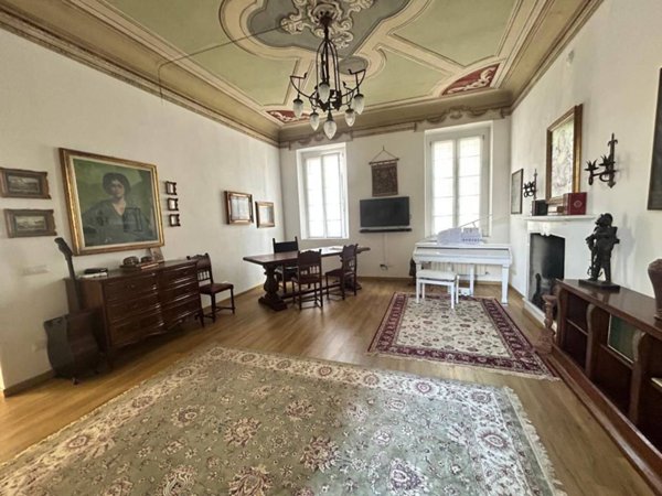 appartamento in vendita a Locate Varesino