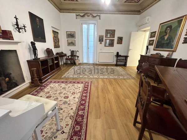 appartamento in vendita a Locate Varesino