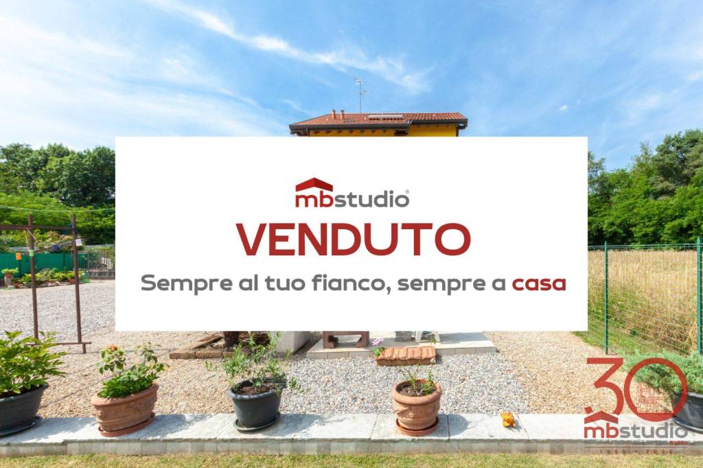 appartamento in vendita a Locate Varesino