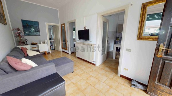 appartamento in vendita a Locate Varesino