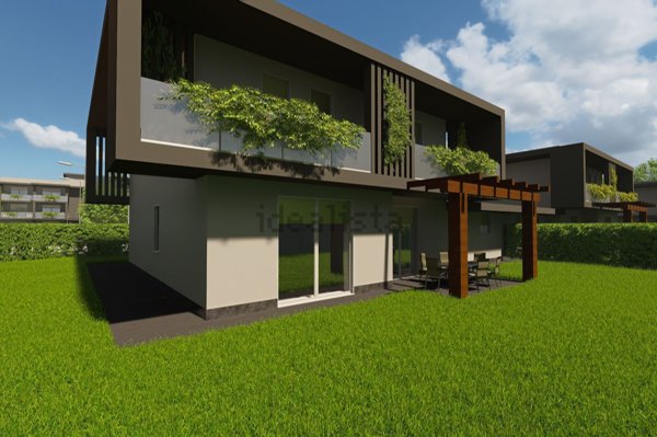 casa indipendente in vendita a Locate Varesino