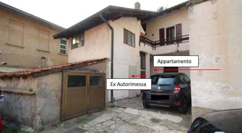 appartamento in vendita a Locate Varesino