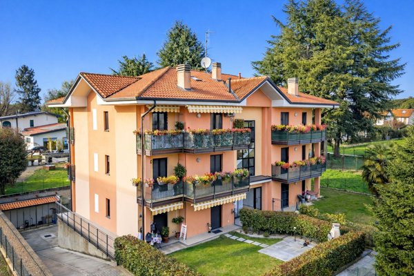 appartamento in vendita a Locate Varesino