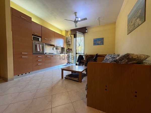 appartamento in vendita a Locate Varesino