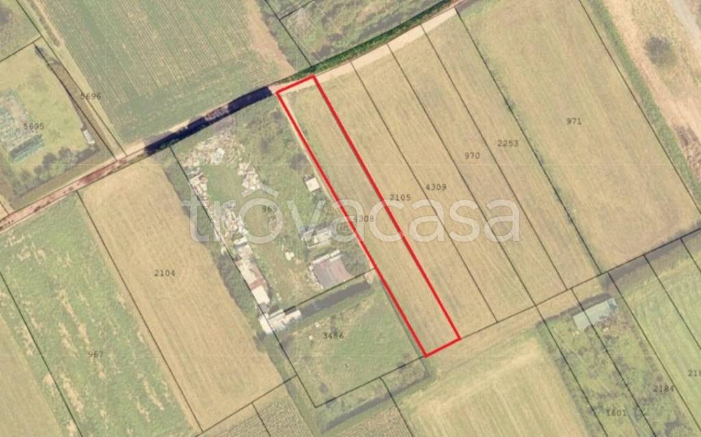 terreno in vendita a Locate Varesino
