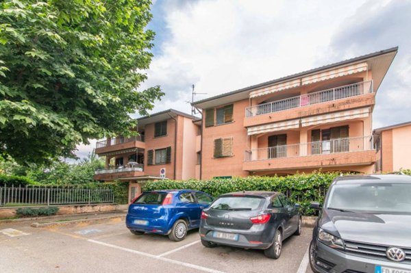 appartamento in vendita a Locate Varesino