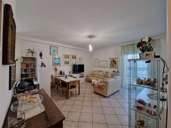 appartamento in vendita a Lomazzo