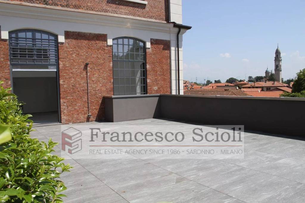 appartamento in vendita a Lomazzo