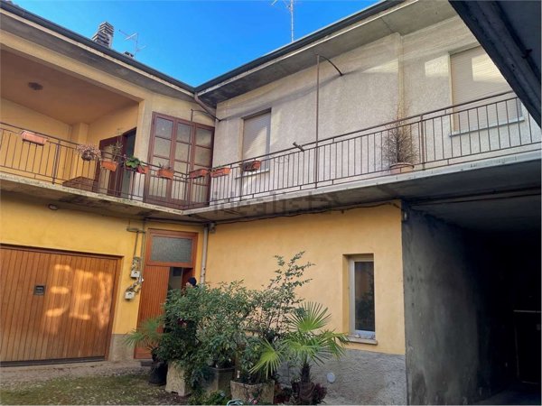 appartamento in vendita a Lomazzo