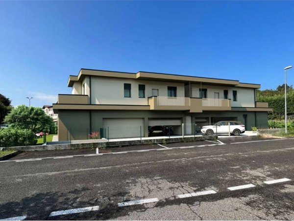 appartamento in vendita a Lomazzo