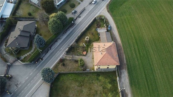 appartamento in vendita a Lomazzo