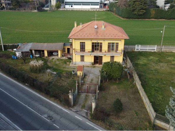 appartamento in vendita a Lomazzo