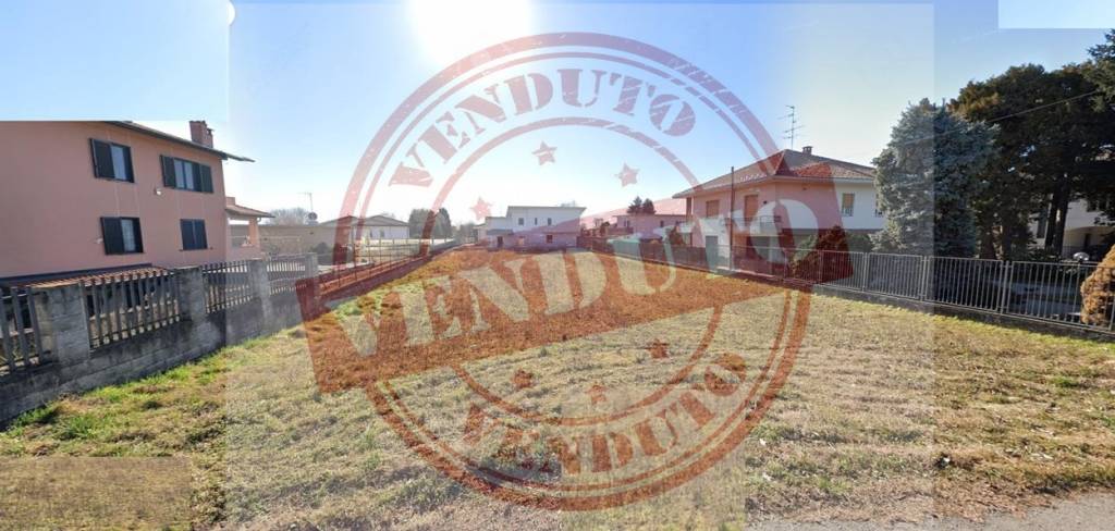 terreno edificabile in vendita a Lomazzo