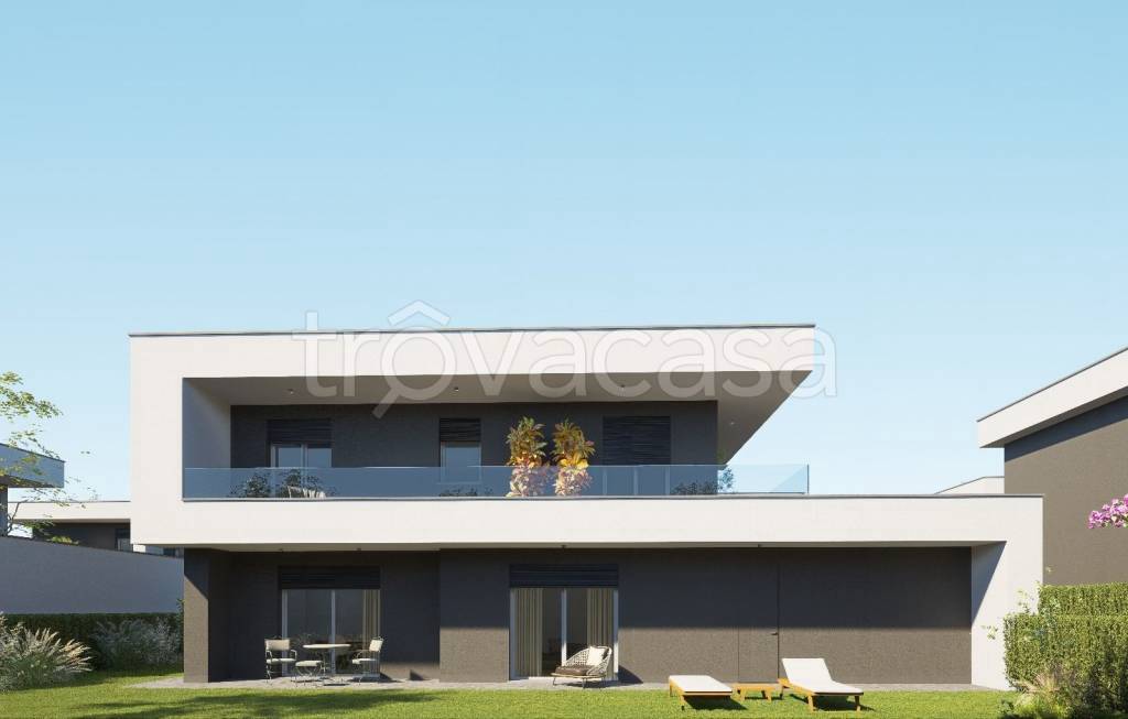 casa indipendente in vendita a Lomazzo