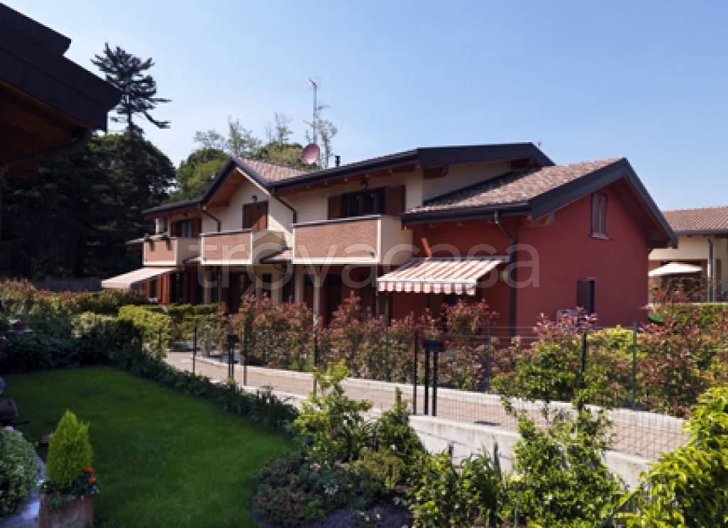 appartamento in vendita a Lomazzo