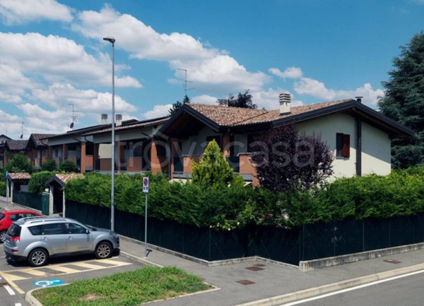 appartamento in vendita a Lomazzo