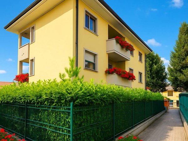 appartamento in vendita a Lomazzo