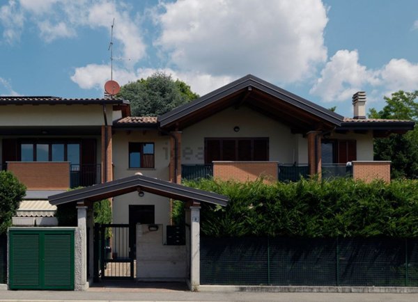 appartamento in vendita a Lomazzo