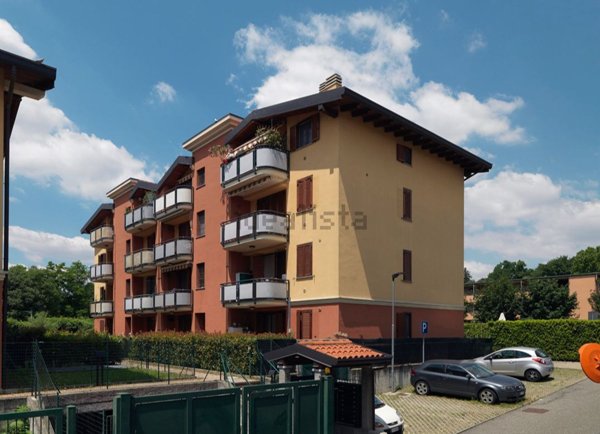 appartamento in vendita a Lomazzo