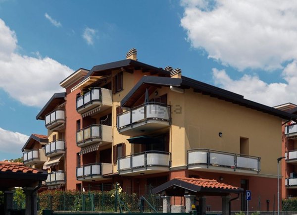 appartamento in vendita a Lomazzo