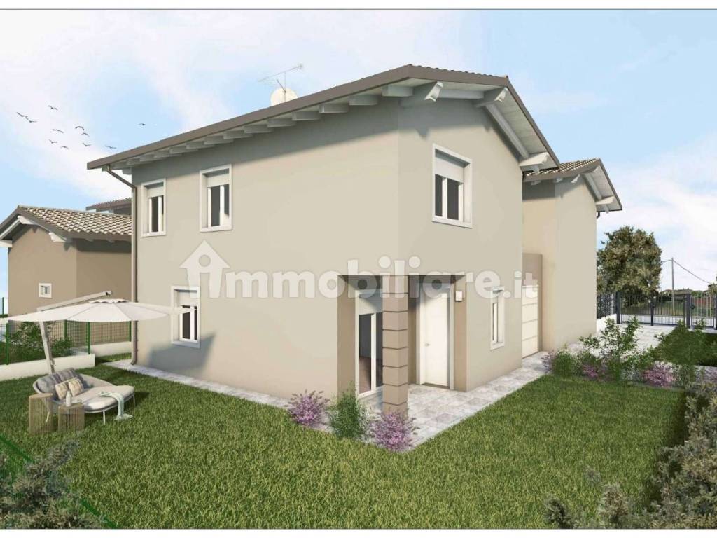 casa indipendente in vendita a Lomazzo