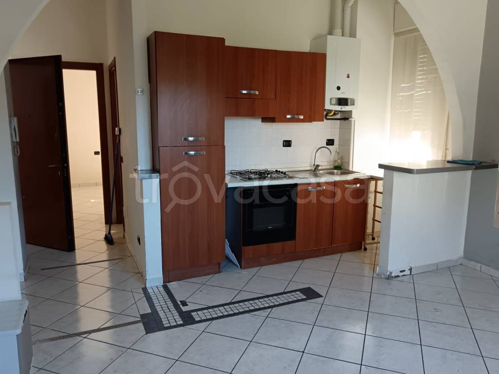 appartamento in vendita a Lomazzo in zona Manera