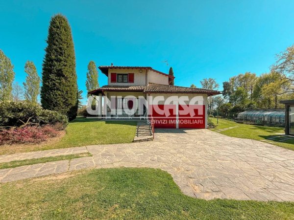casa indipendente in vendita a Lomazzo