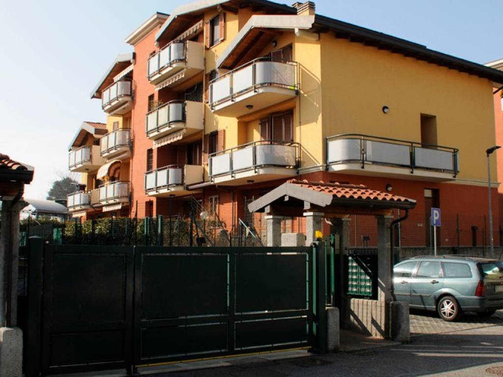 appartamento in vendita a Lomazzo