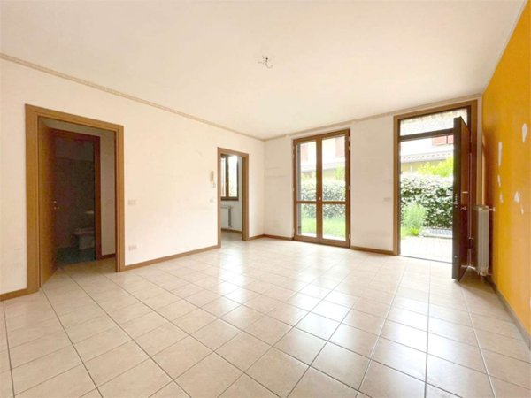appartamento in vendita a Lomazzo