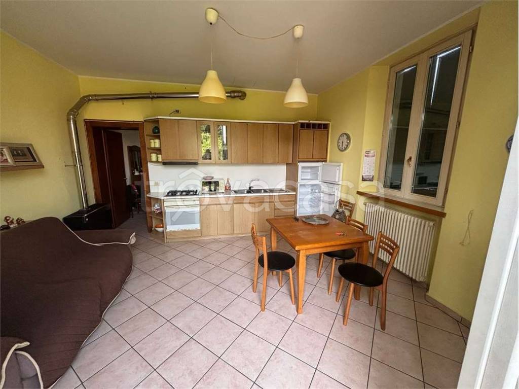 casa indipendente in vendita a Lomazzo