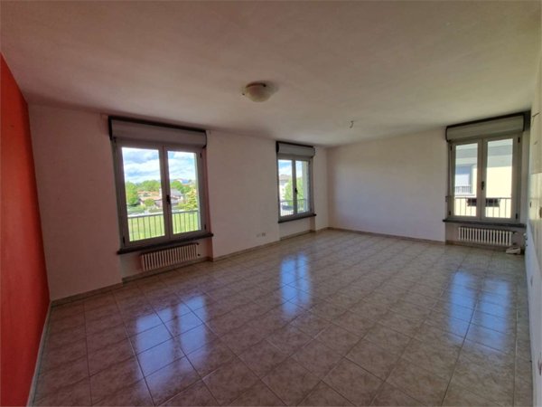 appartamento in vendita a Lomazzo