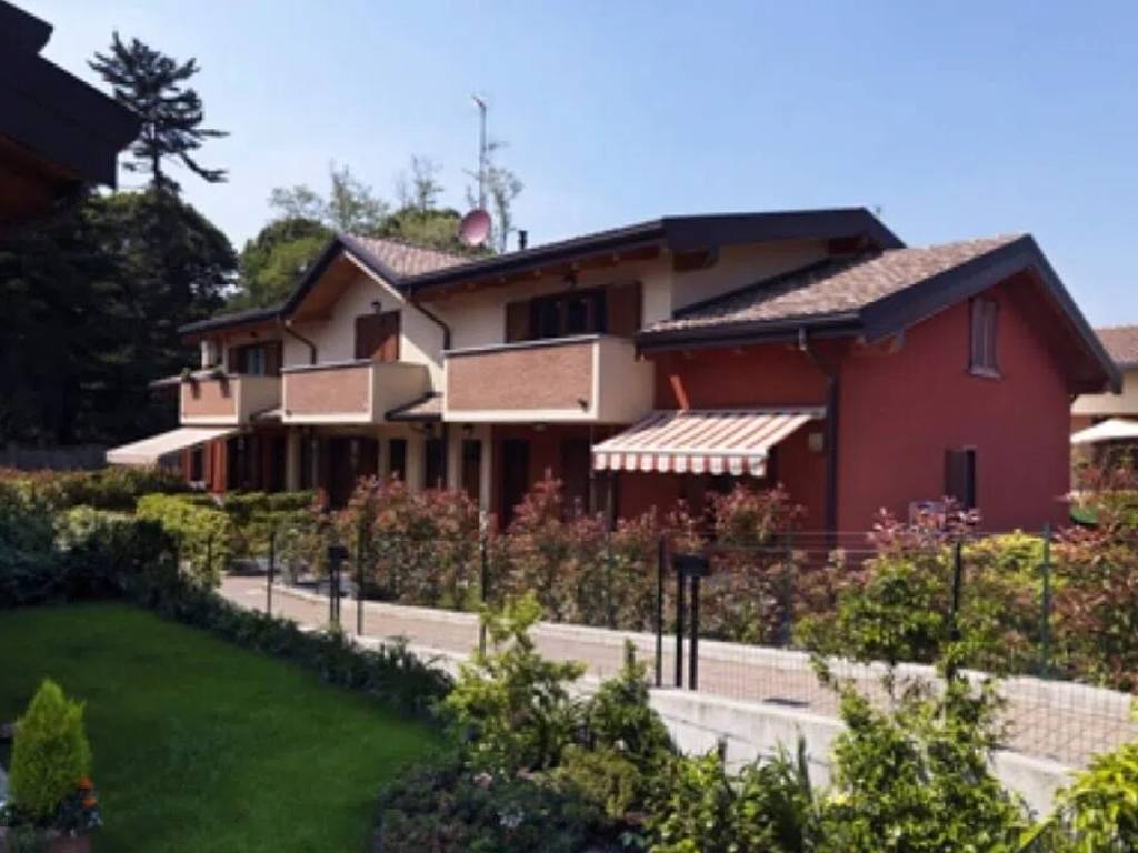 appartamento in vendita a Lomazzo