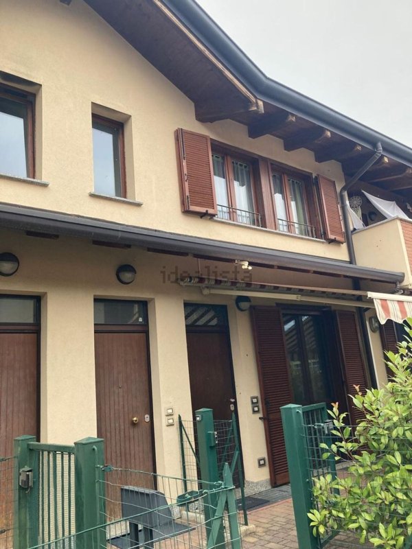 appartamento in vendita a Lomazzo