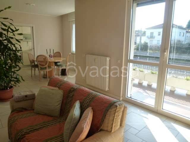 appartamento in vendita a Lomazzo