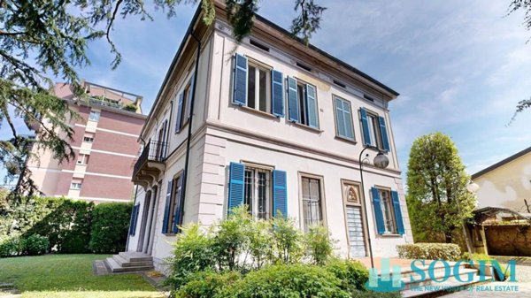 casa indipendente in vendita a Lomazzo