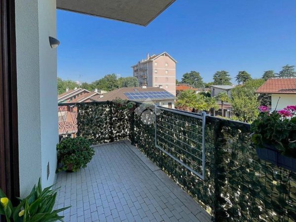 appartamento in vendita a Lomazzo
