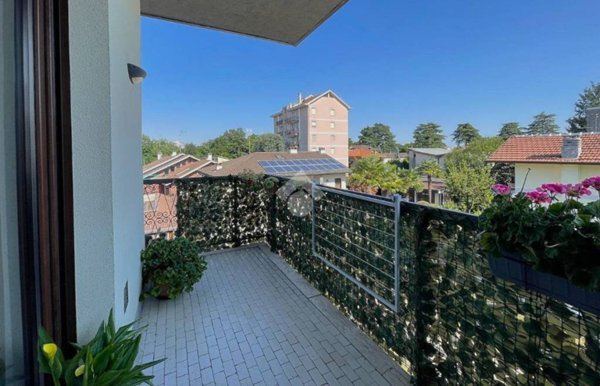 appartamento in vendita a Lomazzo
