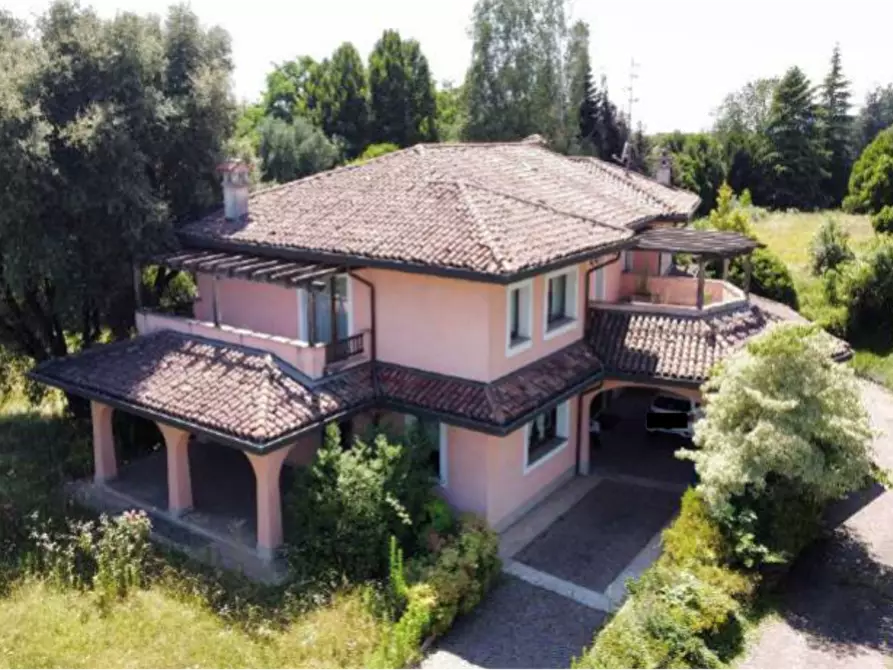 casa indipendente in vendita a Lomazzo