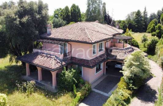 casa indipendente in vendita a Lomazzo