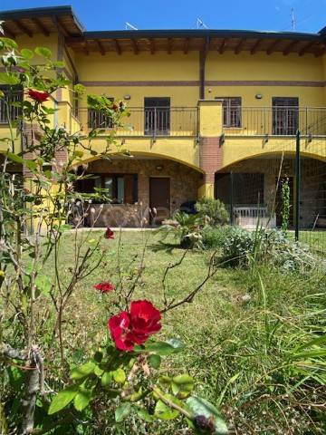 casa indipendente in vendita a Lomazzo