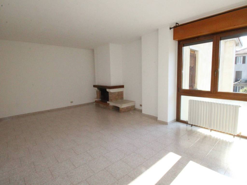 casa indipendente in vendita a Lomazzo
