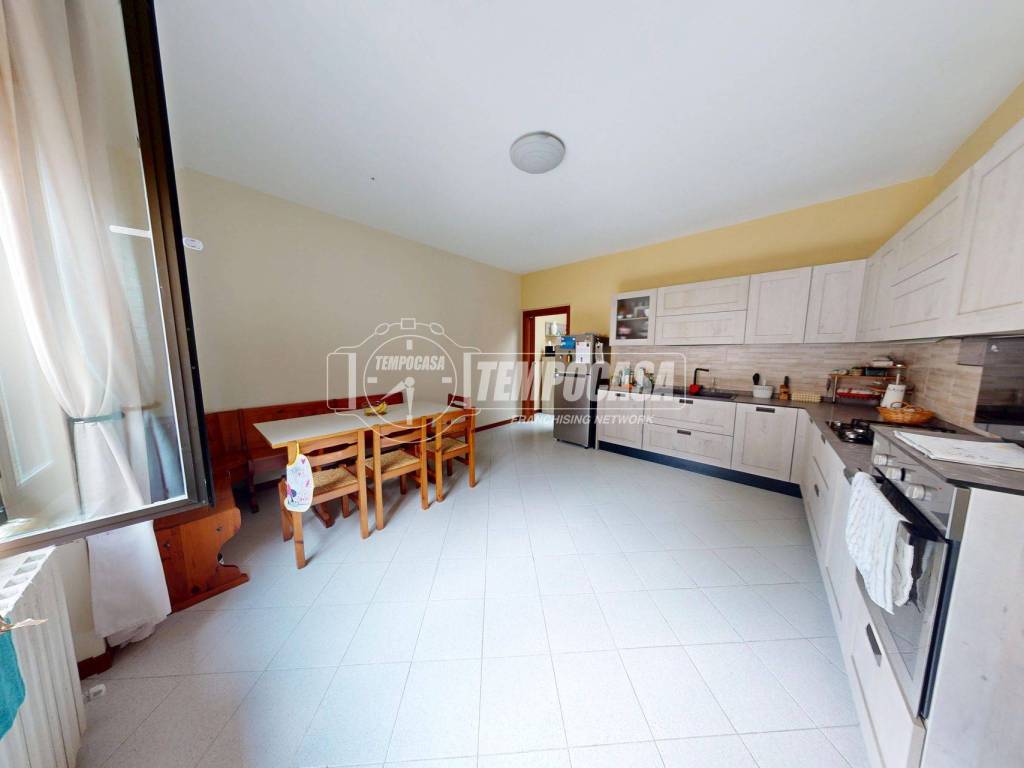 appartamento in vendita a Lomazzo