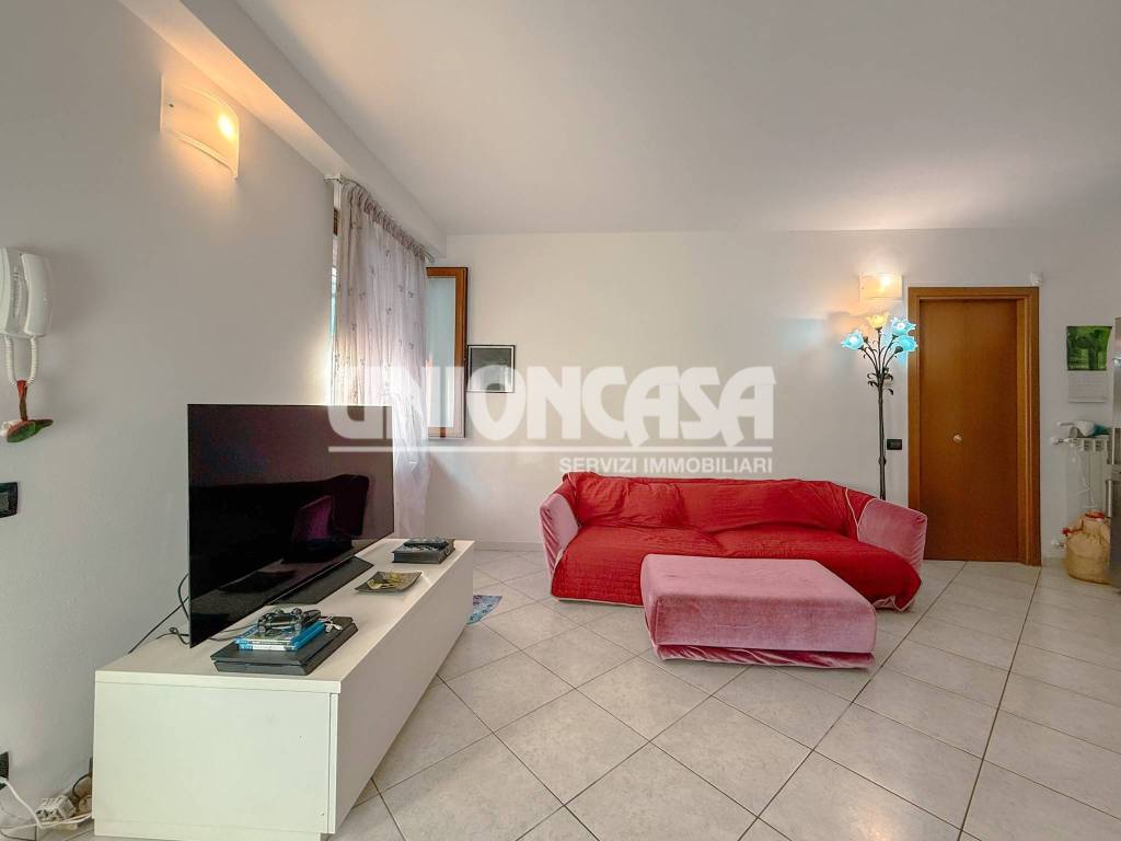 appartamento in vendita a Lomazzo