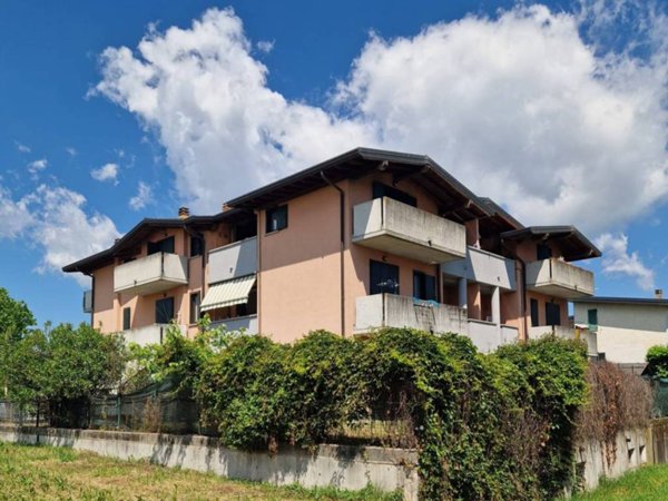 appartamento in vendita a Lomazzo
