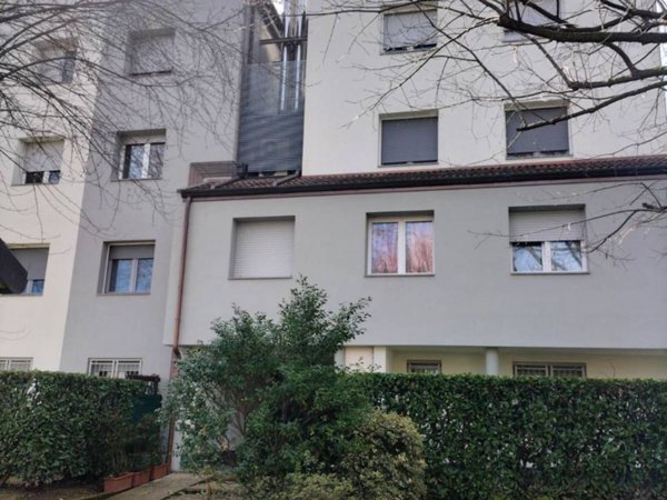 appartamento in vendita a Lomazzo