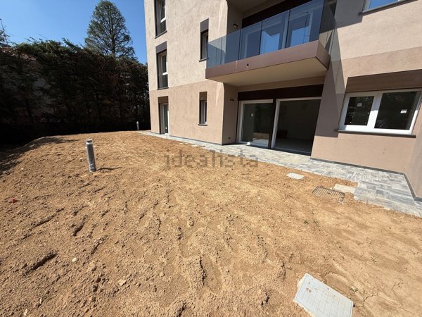 appartamento in vendita a Lomazzo